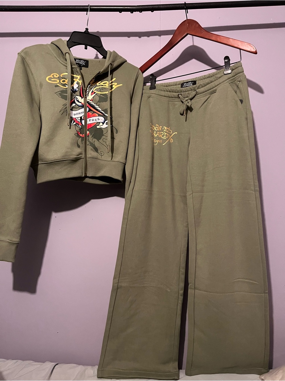 Ed Hardy Cropped Hoodie/Pants Jogger Set